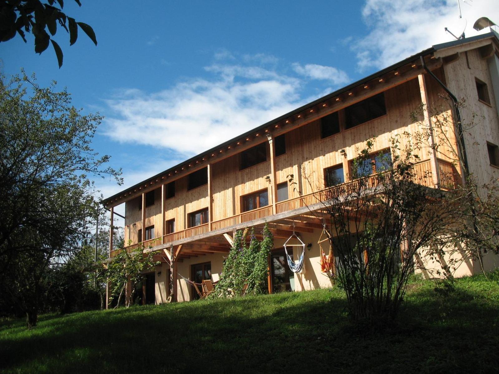 Bioagriturismo Vegan Campo Di Cielo Cesiomaggiore エクステリア 写真